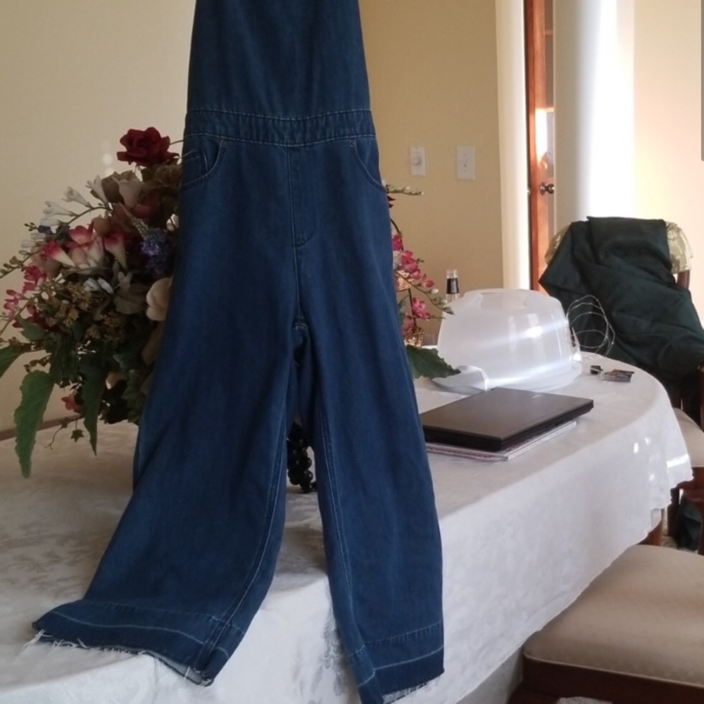 Universal Thread Denim Bibbed Overall/Jumpsuit